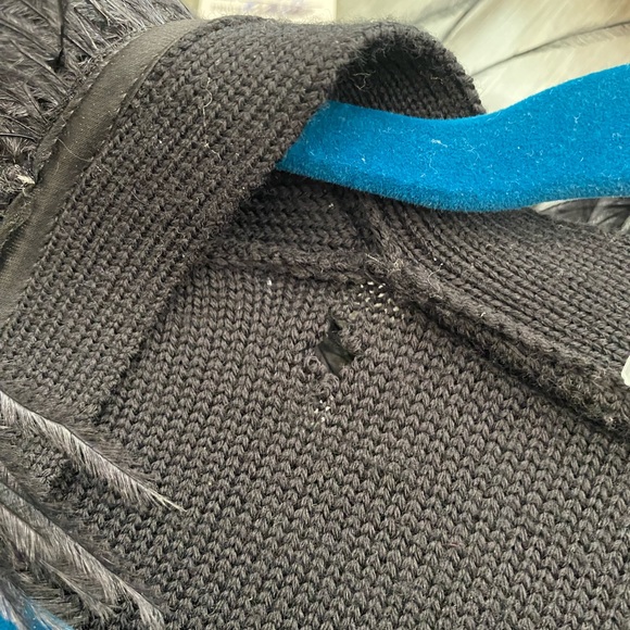 Vintage Giorgio Armani sweater - Picture 7 of 12